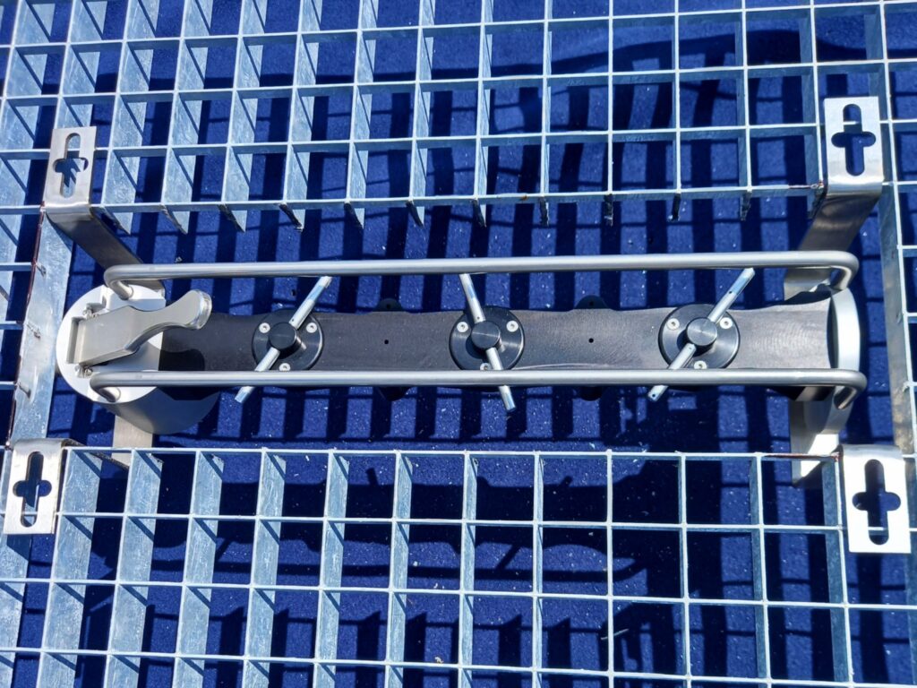 FB 1011 encastré dans caillebotis